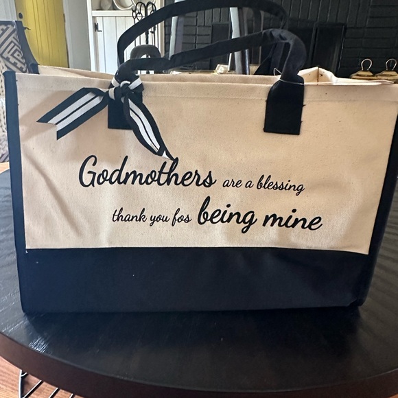 Top Design - Picture 3 of 6